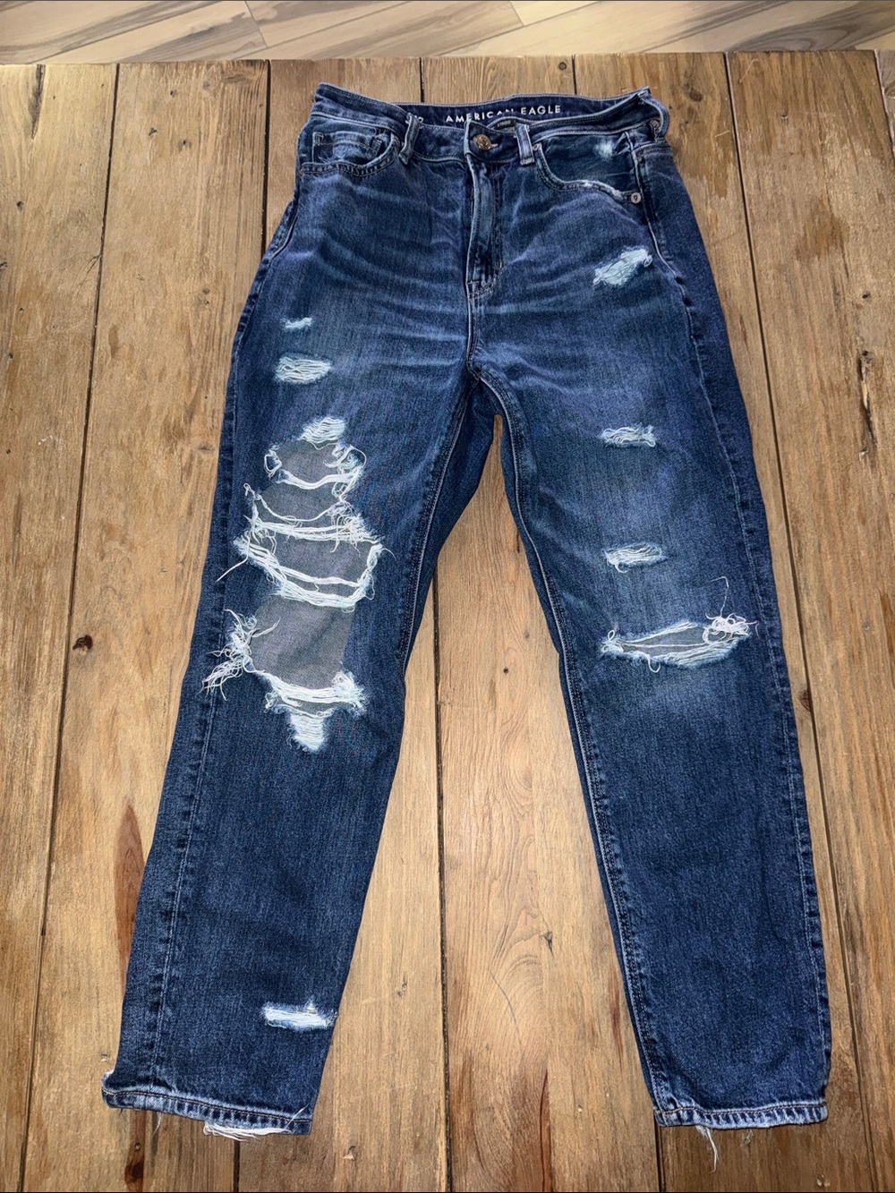 American Eagle Outfitters Distressed Dark Blue Boyfriend Jeans Short